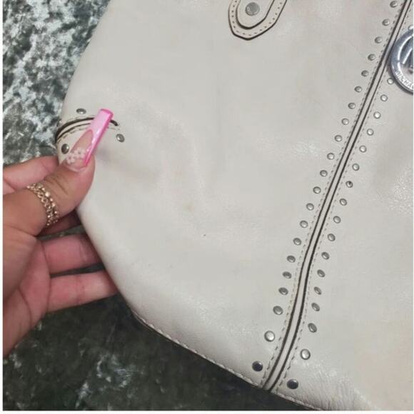 Michael Kors Uptown Astor Stud Shoulder Bag Cream - Picture 14 of 14